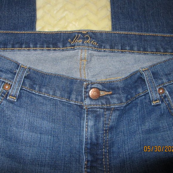 💲15💲Women's Plus Size Old Navy Diva Jeans Size 16 Reg. EUC. - Picture 4 of 6